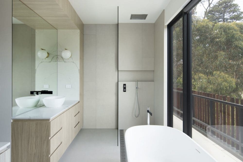 Warraweena_PitchArchitecture_bathroom