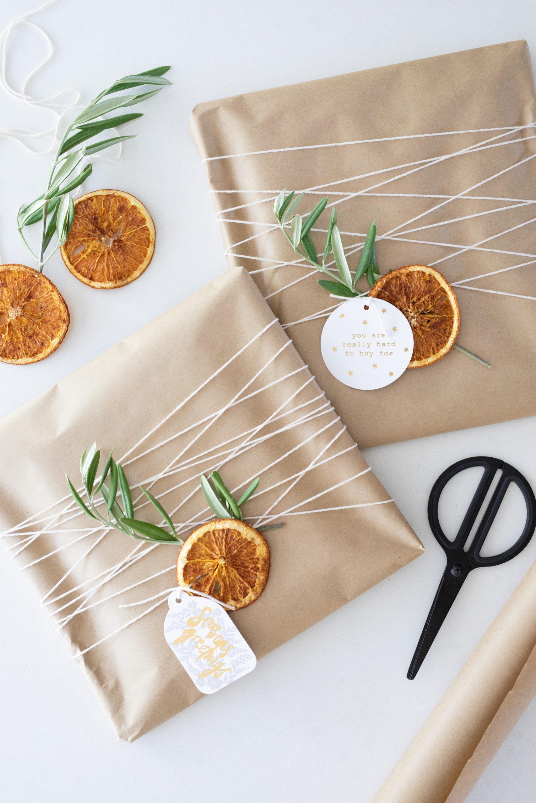 DIY dried orange slices