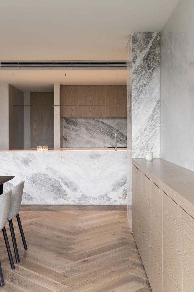 Marble kitchen with Italian joinery