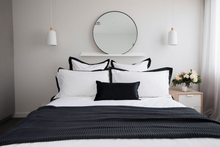 How to style your bed like a hotel