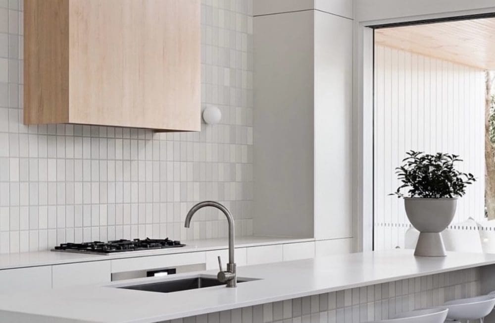 Subway tile splashback