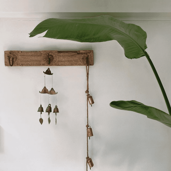 Wooden wall hook_outdoor vignette