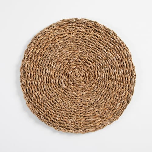 Round jute placemat