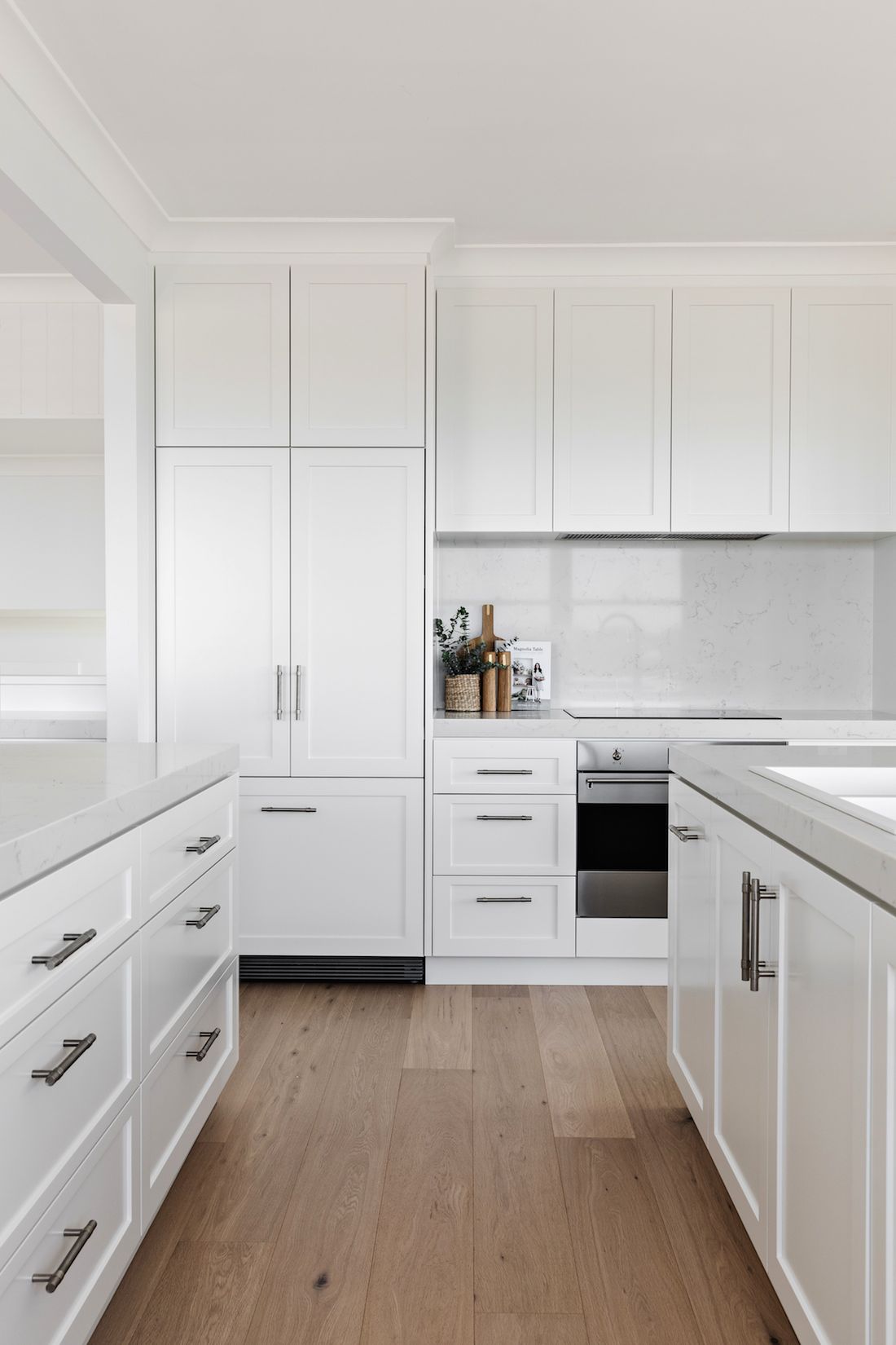 White shaker Hamptons inspired cabinetry