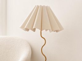 Cora table lamp