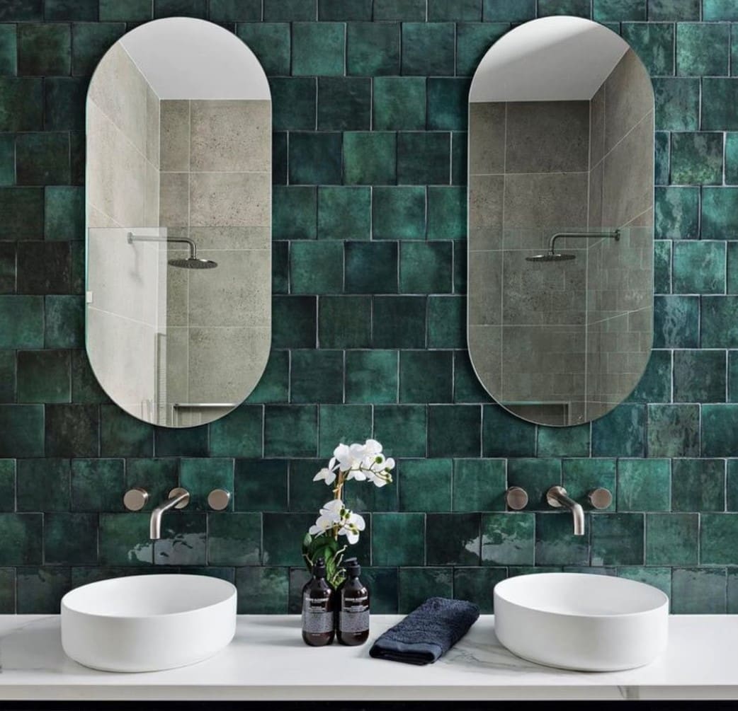 Awesome Small Bathroom Green Wall Tile Ideas