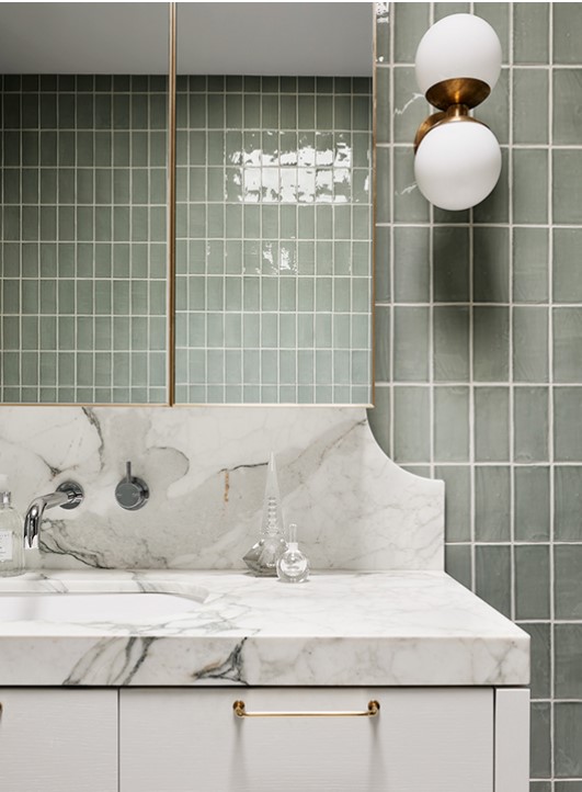 GreenTiledBathroom_StudioTage_ green bathroom tiles