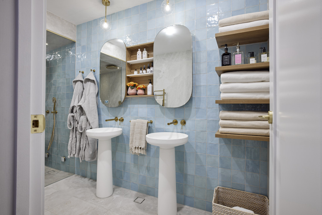 Steamroom with blue square tiles