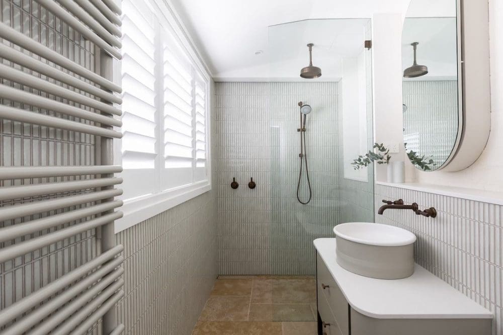 Shadowline exhaust fan in bathroom