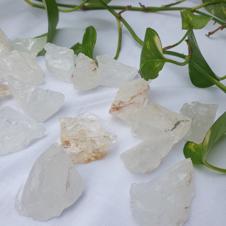 guide to using crystals_ clear quartz