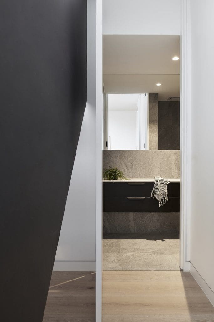 Dot+PopAlbertParkHometour_ terrace house renovation _powderroom