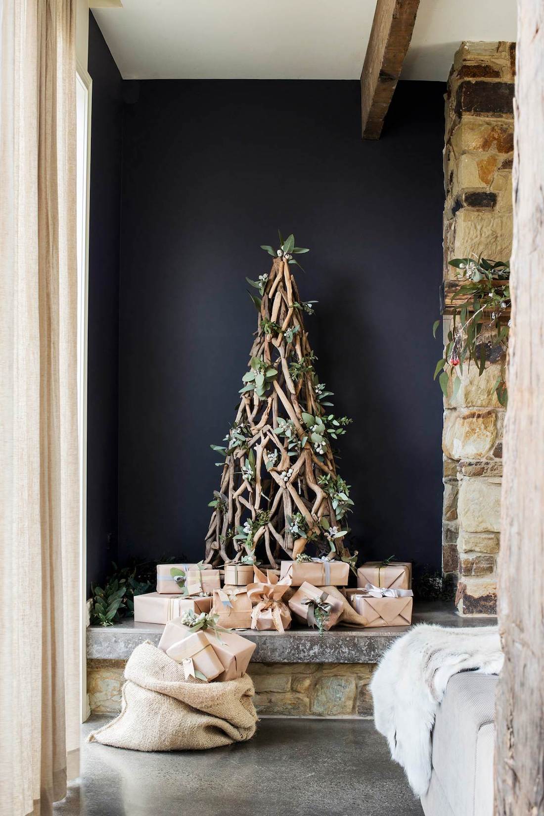alternative Christmas tree _driftwood
