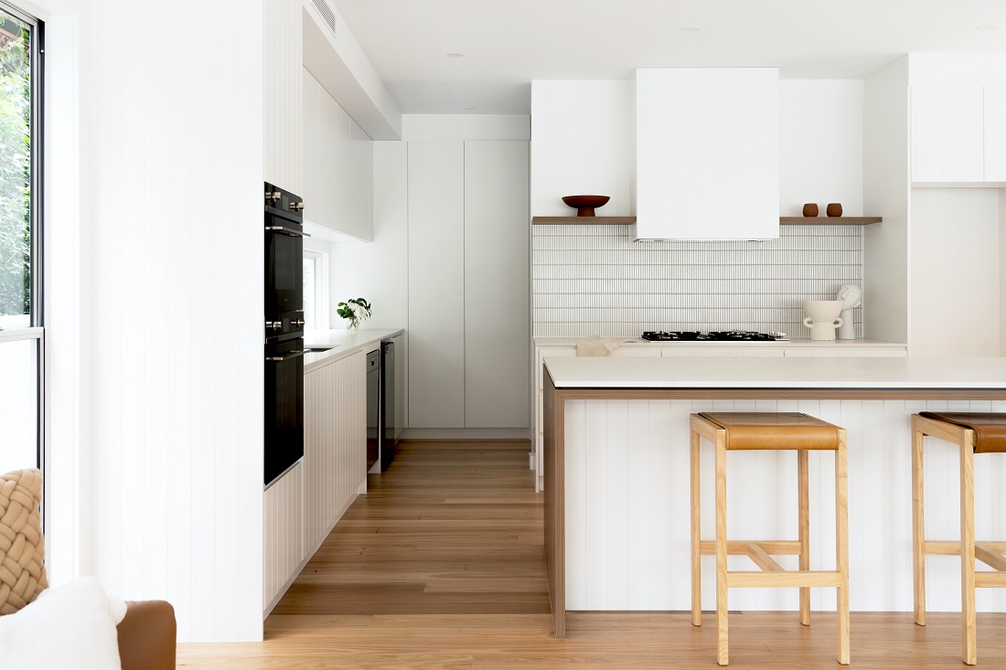 Kitchen renovation mistakes to avoid include overcrowding your kitchen