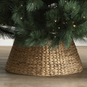 Tree skirt