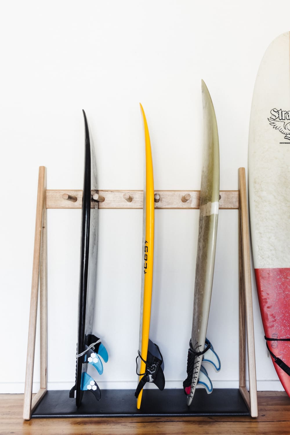 Al + Imo surfboard rack DIY project