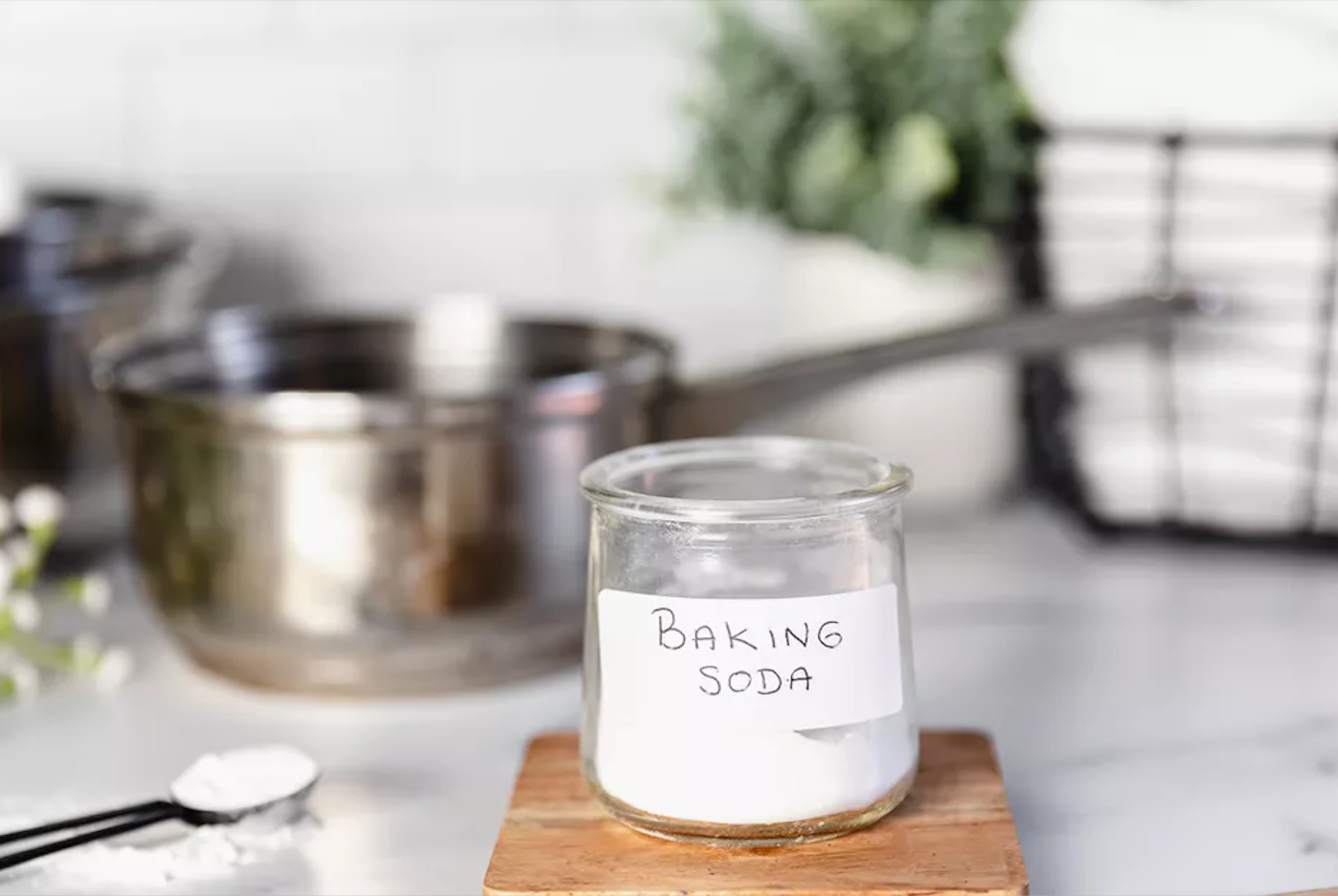 Baking soda for cleaning