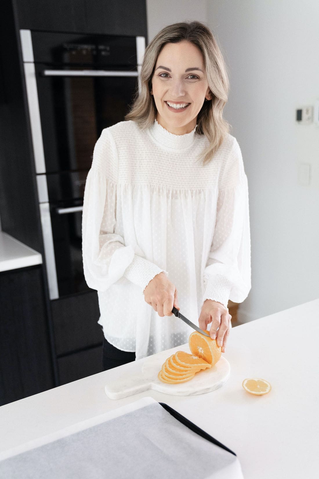 Making dried orange slices