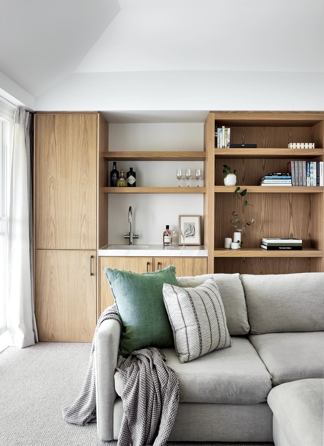 Timber bookshelves _ Mosman Residence III