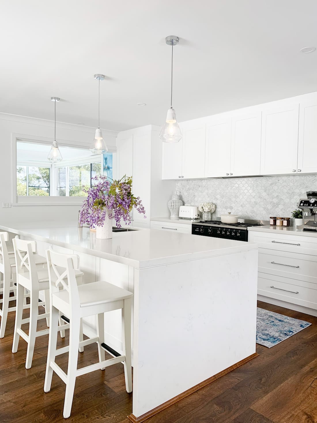 White kitchen bench makeover