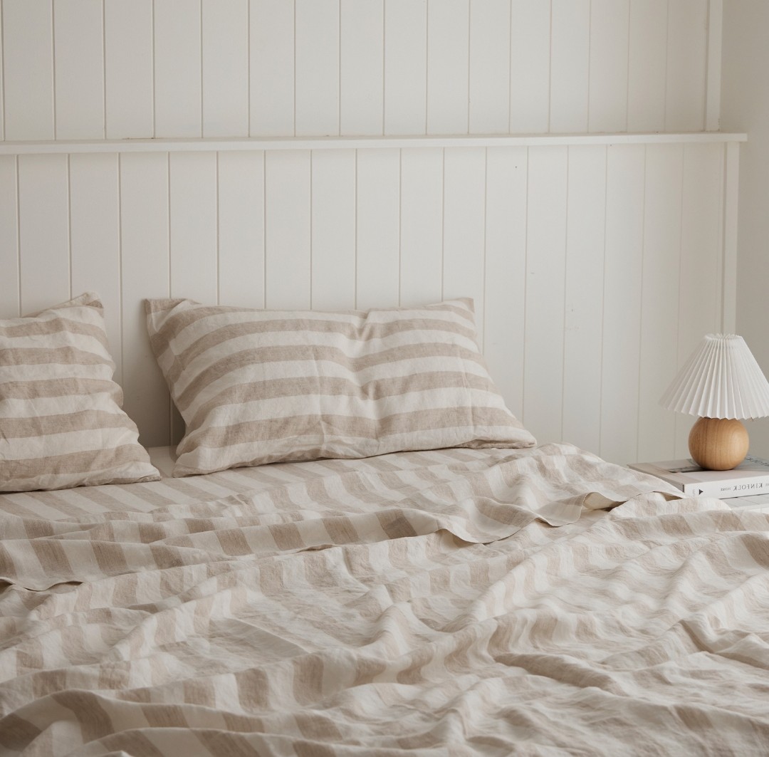 Striped linen bedding sheet set