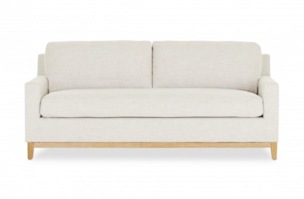 Cove chase from Lounge Lovers