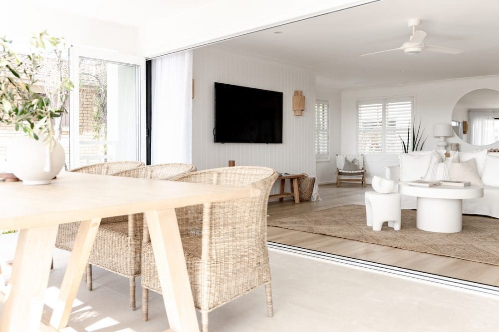 Indoor outdoor living at Corlette house