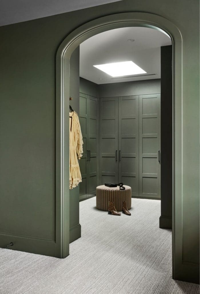 Green dressing room Black Beauty by KWD