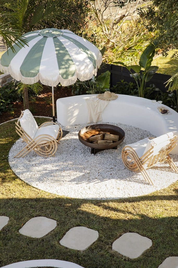 Three Birds_House14_outdoor firepit