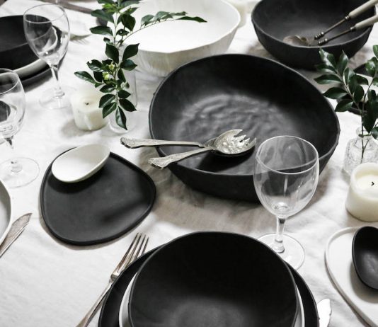 Beste Ogan TABAK Black and white combo dining set