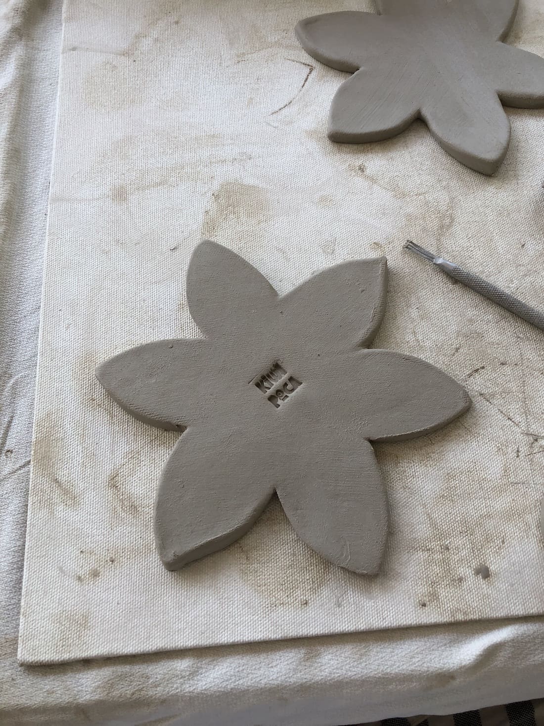 Sunflower ceramic in the making from Kiwi Poca