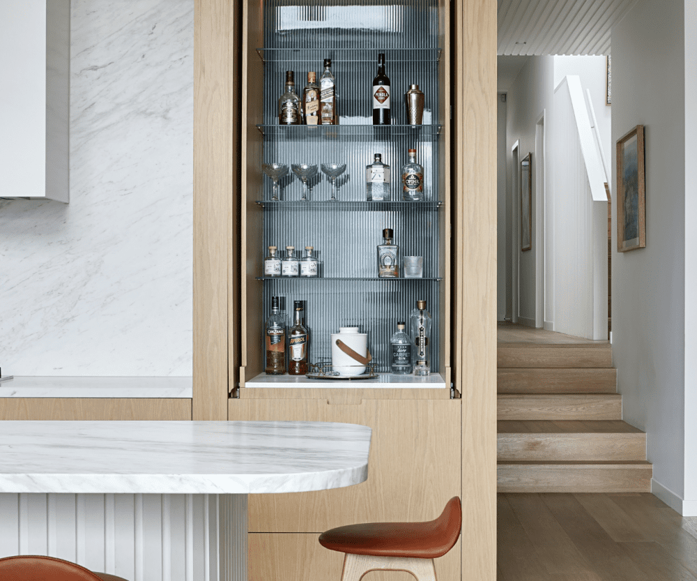 Bar area in kitchen with fluted glass