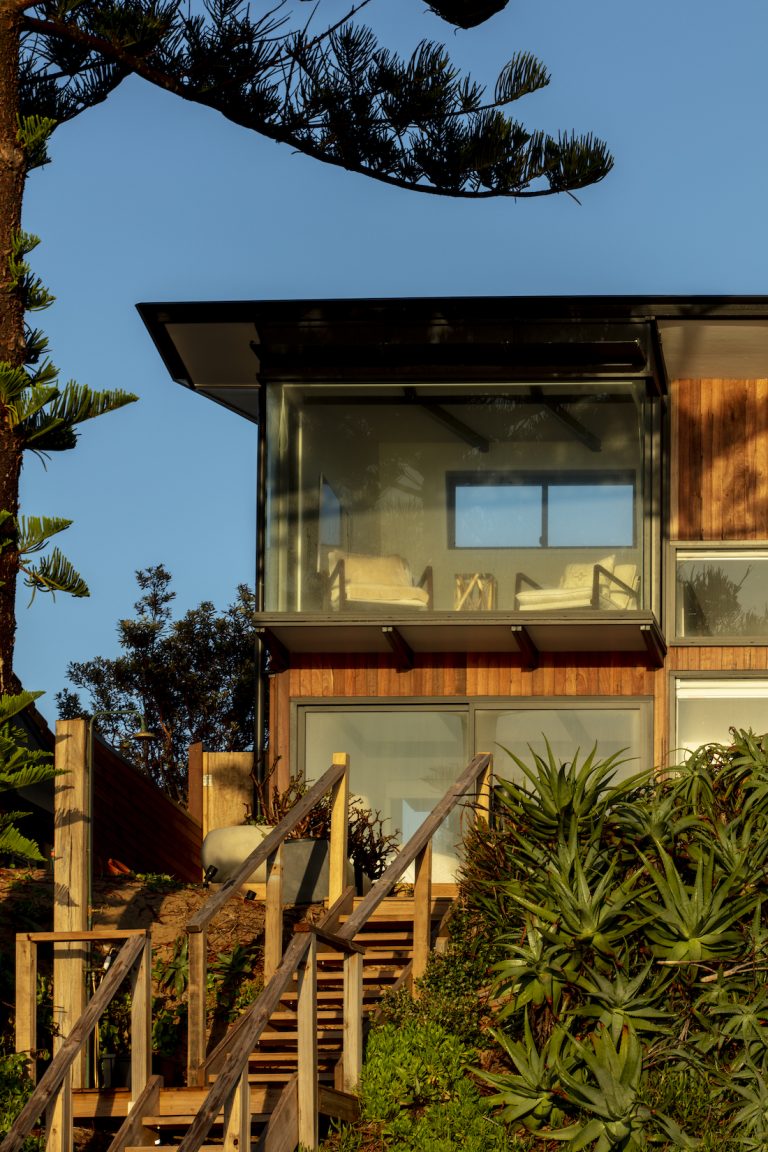 beachside home design _ award winning coastal home