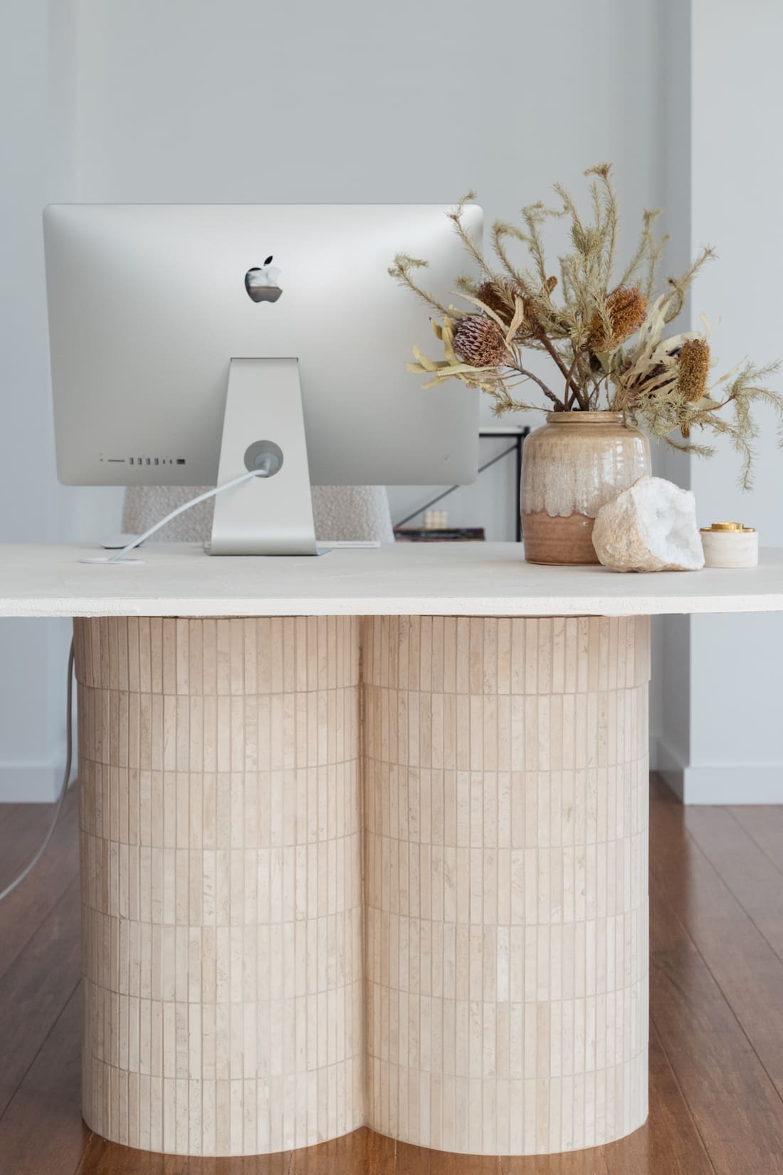 travertine pillar legs