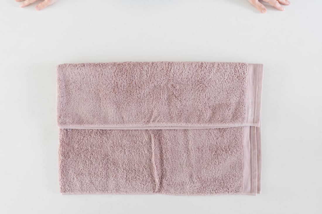 How to Fold Towels by Rolling 2 Ways for a Professional Looking Result //  EASY! 