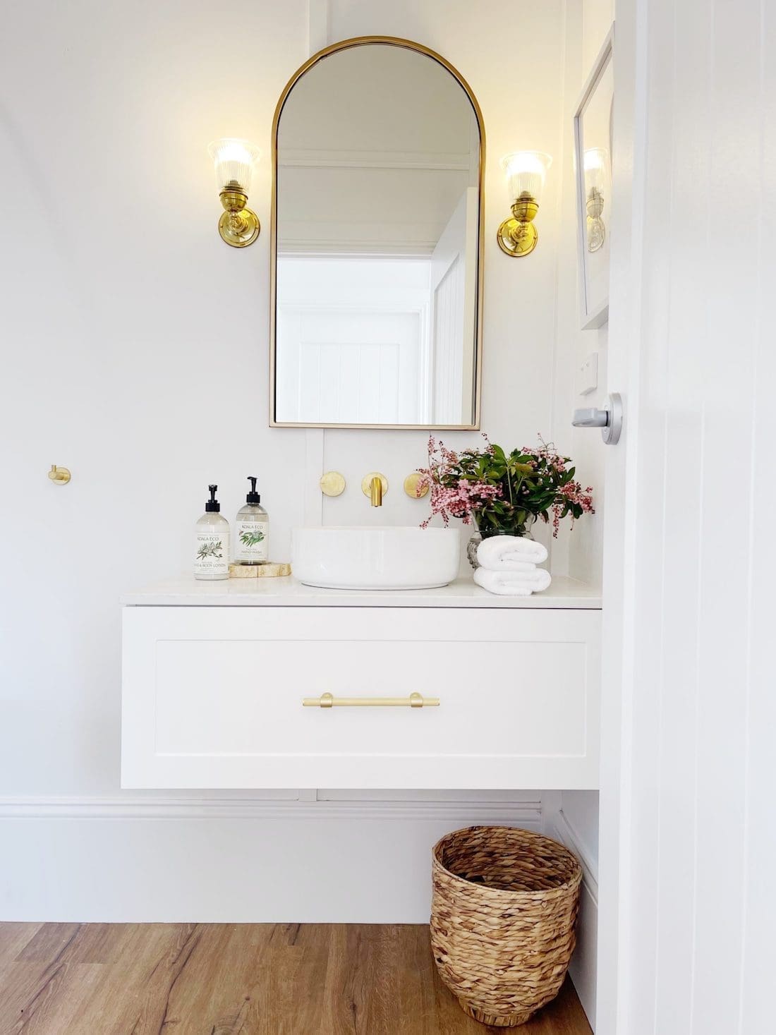 Waukivory Estate bathroom vanity