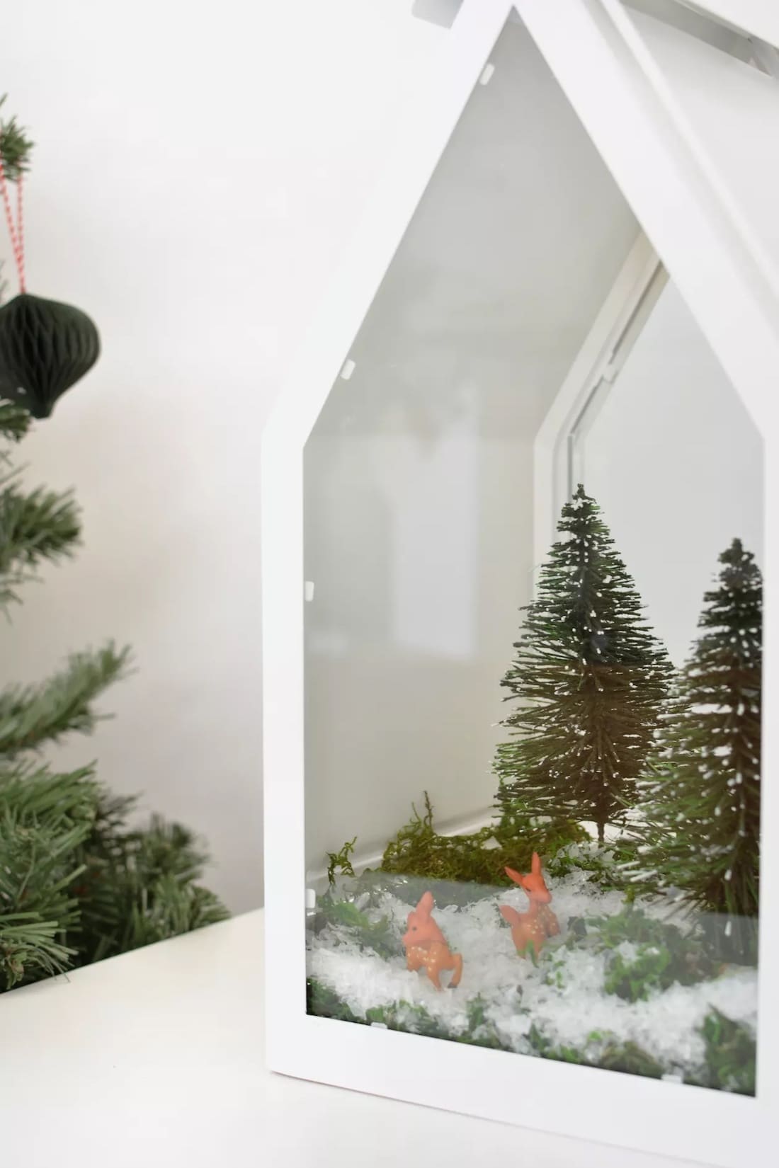 holiday terrarium_sustainable Christmas decor