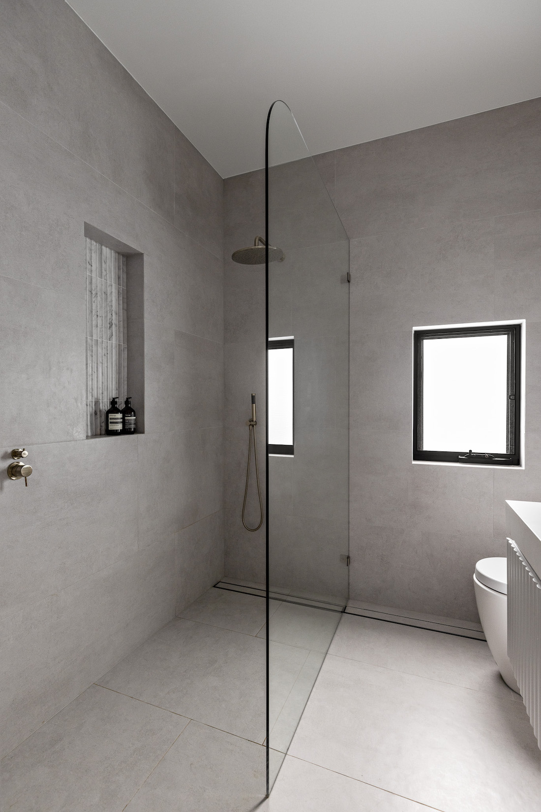 Branche Designs_Willoughby II_grey bathroom