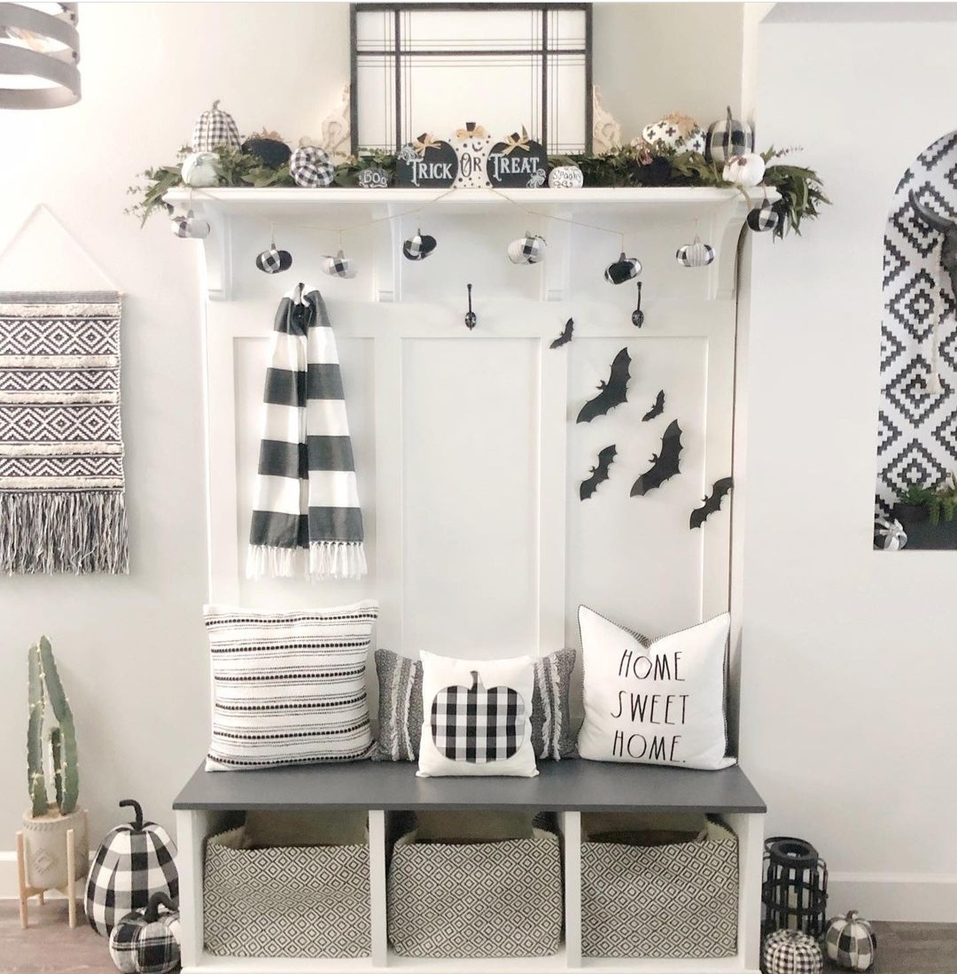 Halloween mudroom styling _ Halloween home styling guide