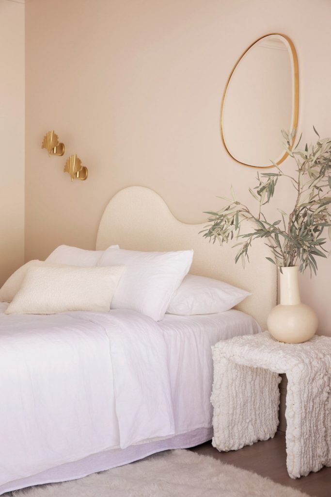simple bedding_minimalist decor
