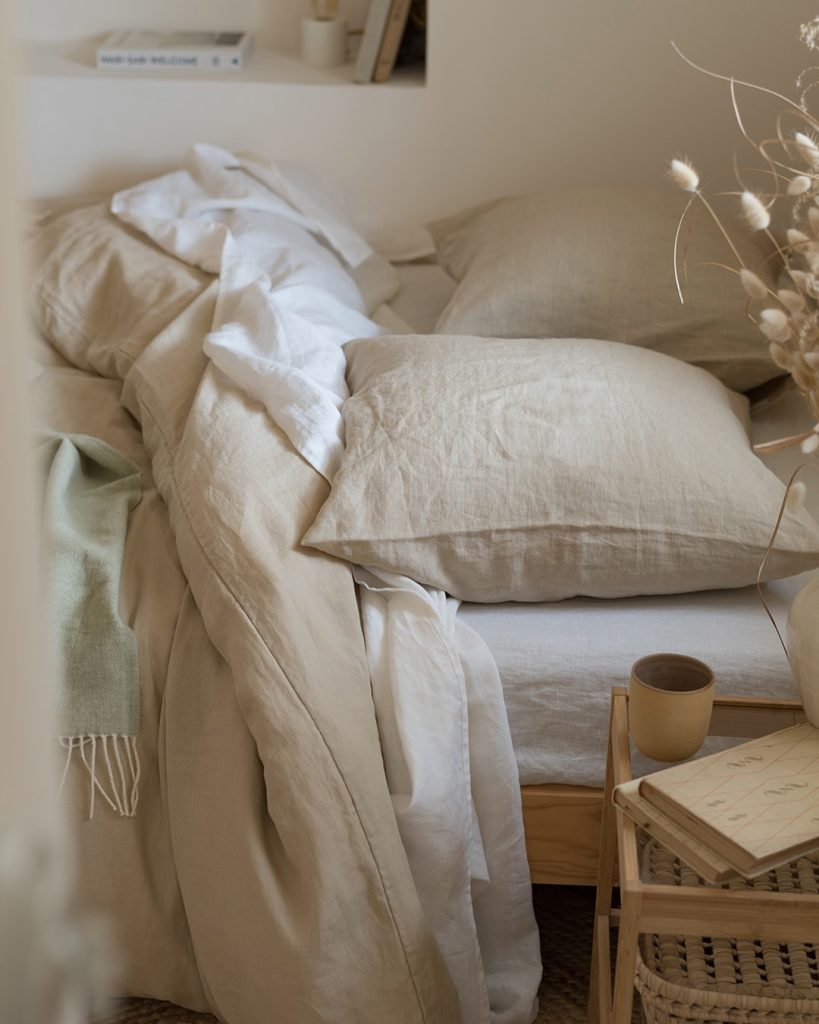 April Notes natural linen bedding