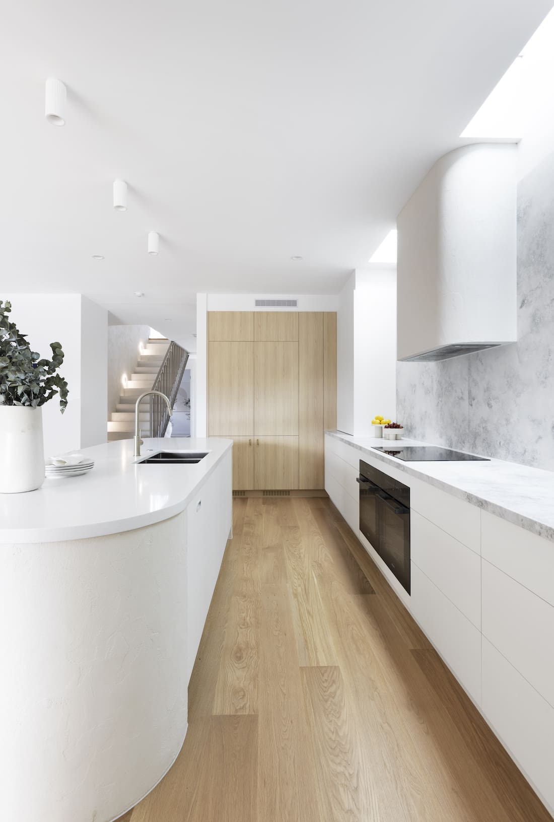 Modern kitchen with curved elements