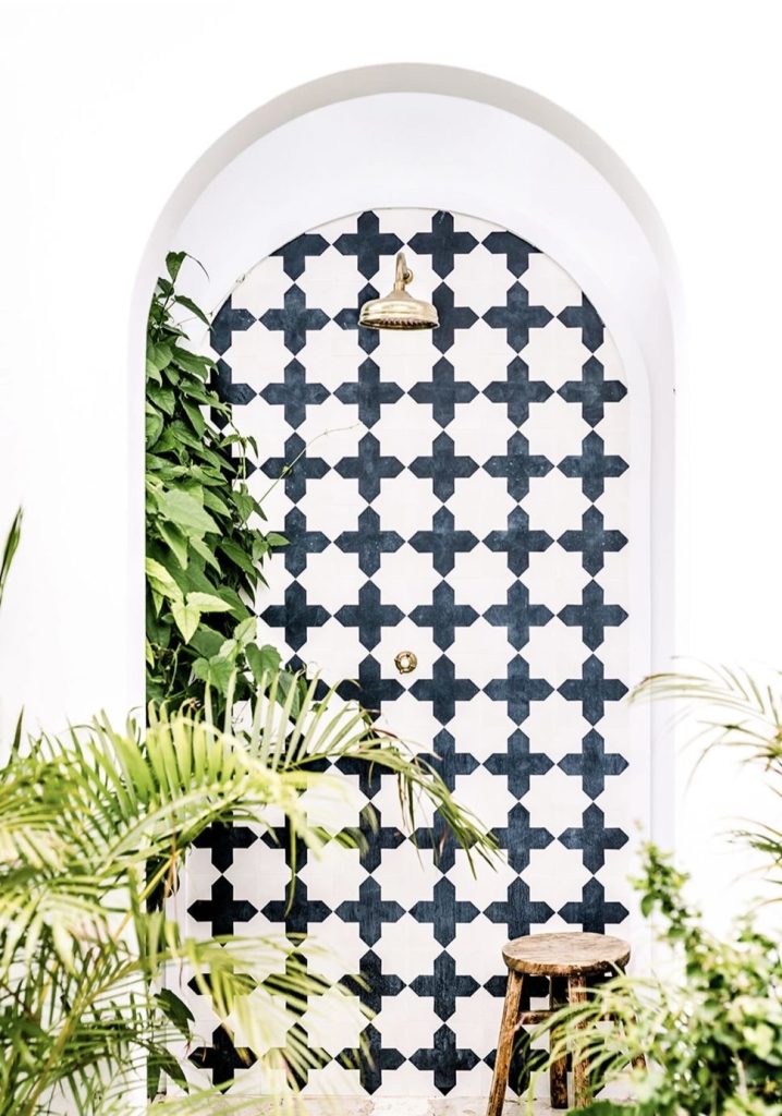 Cross patterned tile outdoor shower