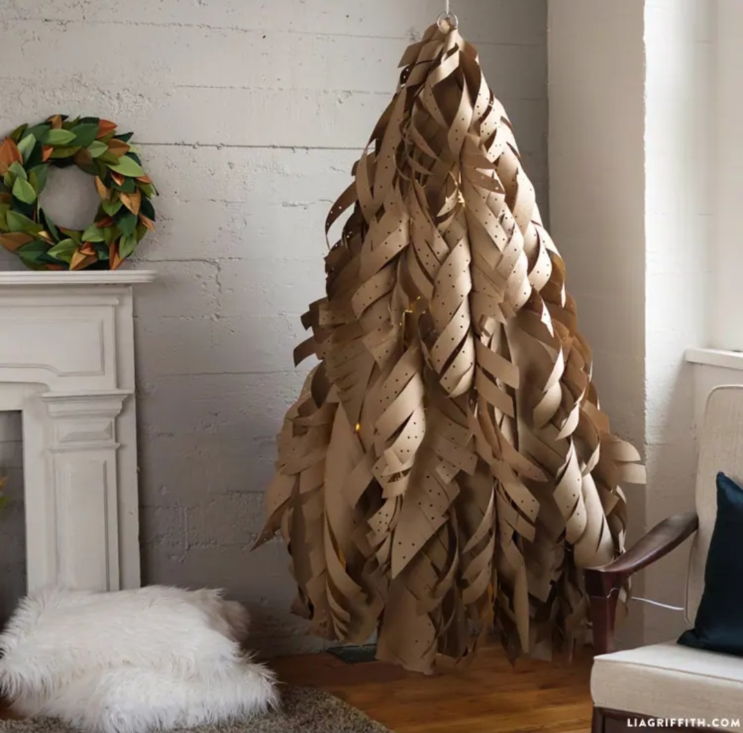 Kraft paper Christmas tree