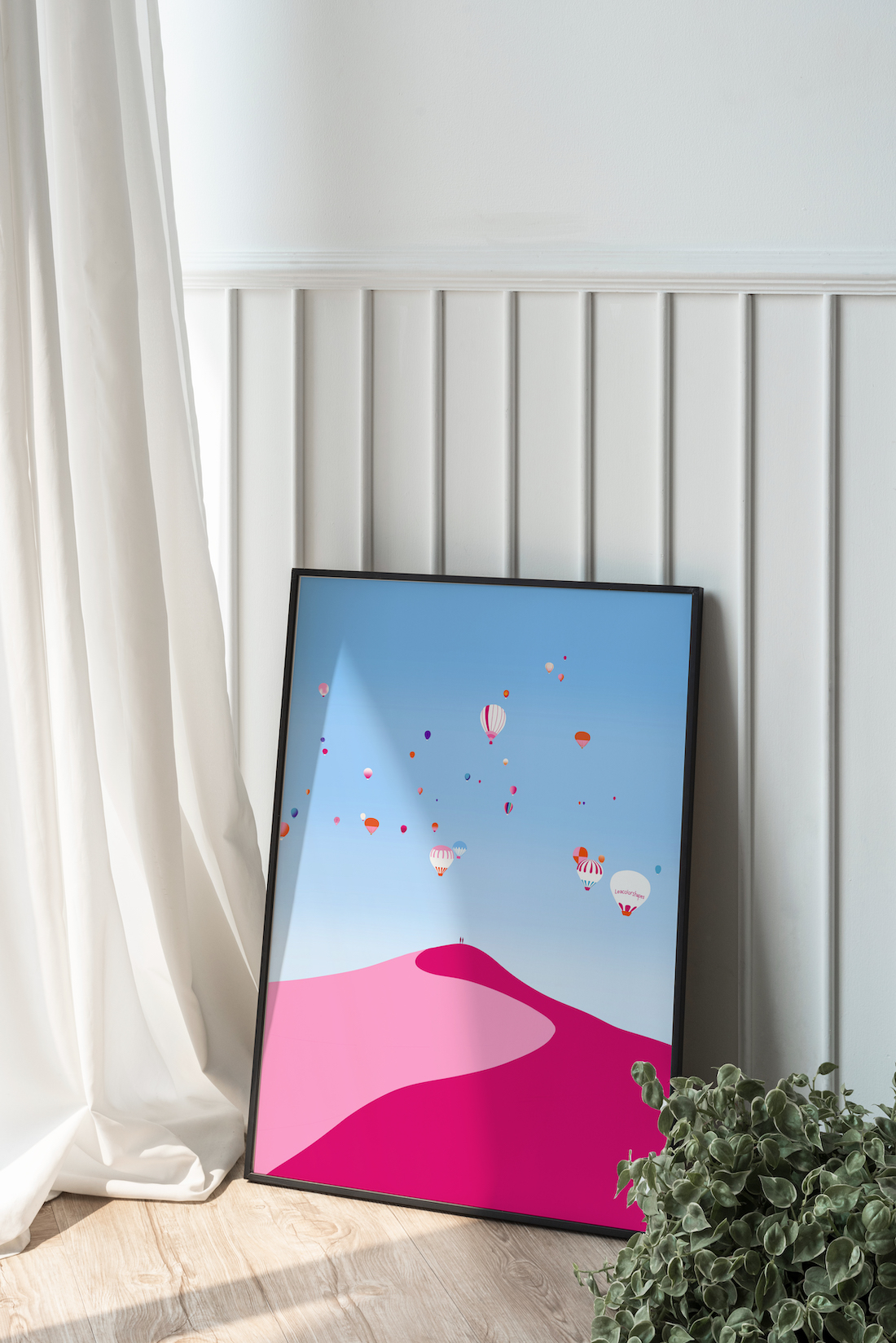 Pink hot air balloon artwork from LeaColorShapes