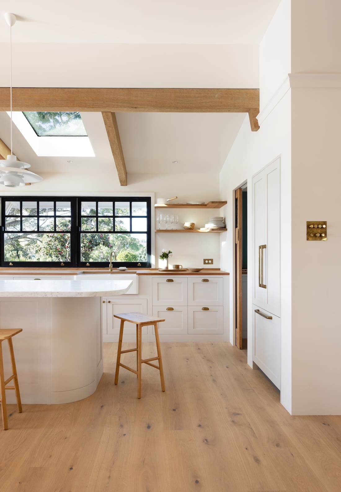 Timber beams in kitchen of Rocklee House