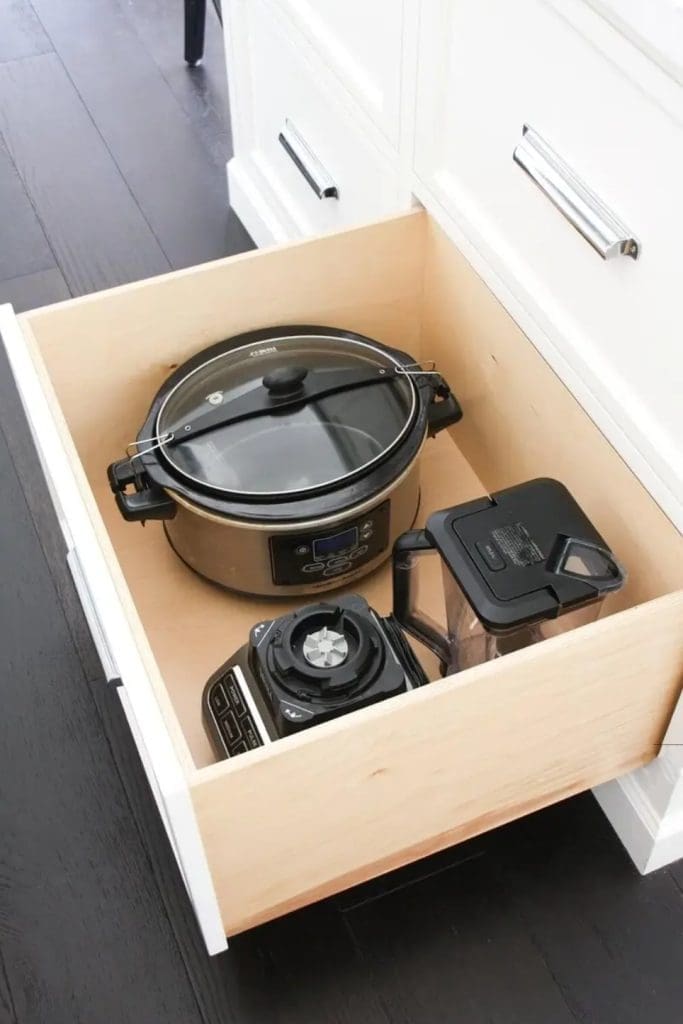 Deep drawer for small appliances