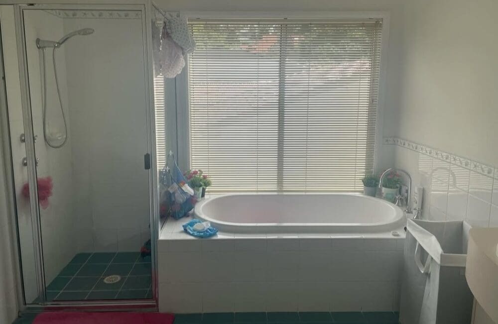 Bathroom before the renovation