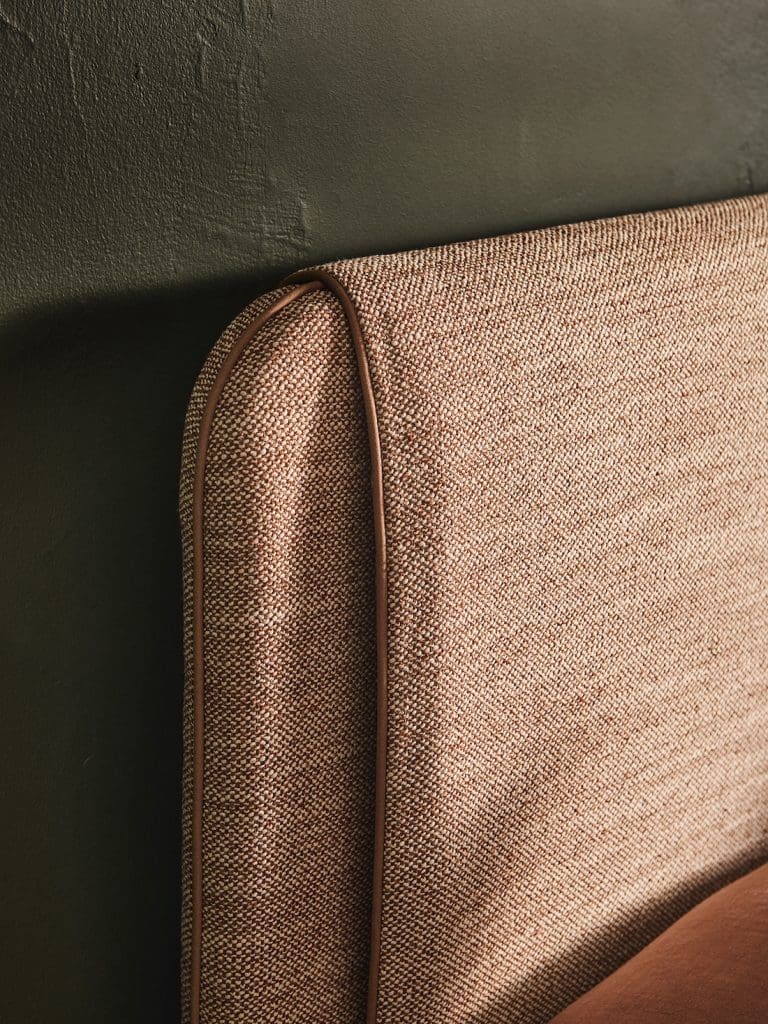 Heatherly Design, Maxine Movable bed Nadine Umber