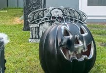 Kmart hack Halloween pumpkin