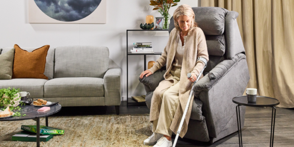 La-Z-Boy Astor Power Lift Chair